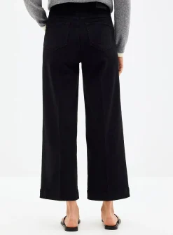 Anessa cropped solid black jean