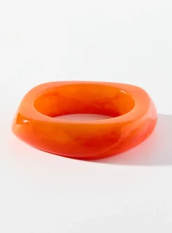 Asymmetric bangle