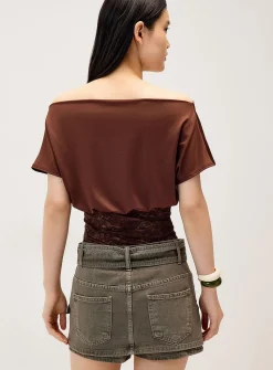 Asymmetric-neck lace-trim T-shirt