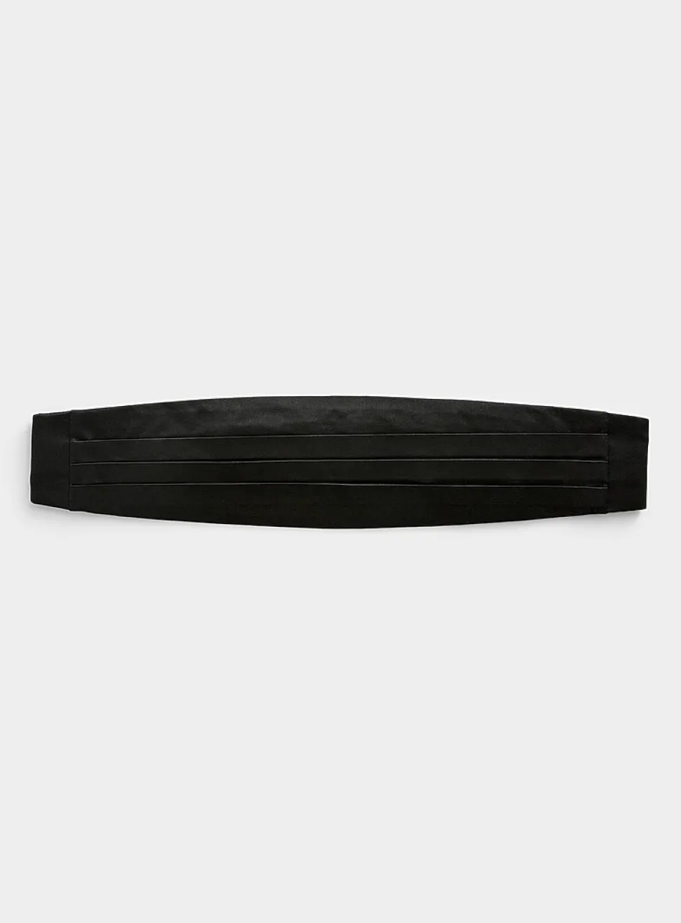 Black cummerbund
