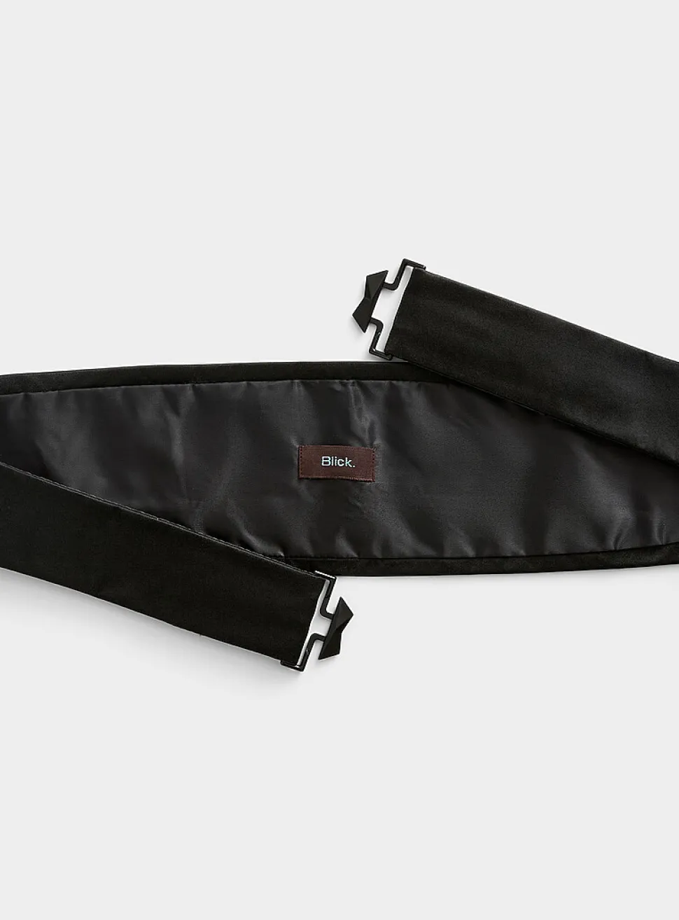 Black cummerbund