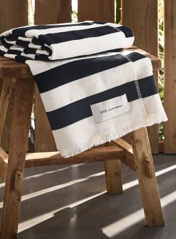 Block stripes beach towel