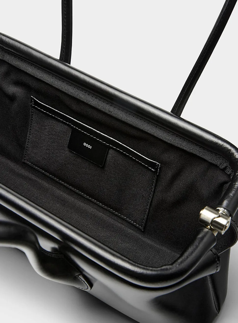 Boat small leather baguette bag