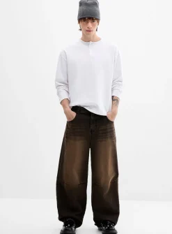 Brown-wash loose jean