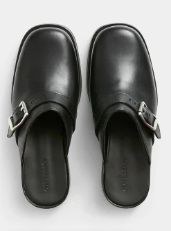Camion black leather mule