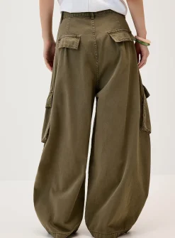 Cargo barrel-leg pant