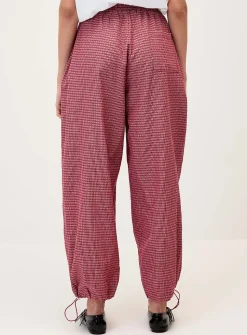 Checkered poplin barrel-leg pant