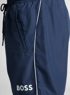 Contrast-trim swim short