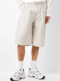 Crisp fabric XL Bermudas