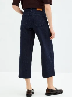 Cropped structured jean