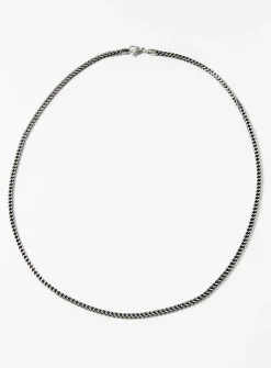 Cubical chain necklace