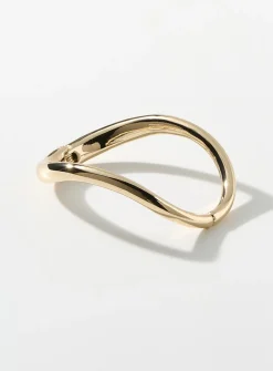 Curved bangle