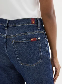 Dark blue stovepipe jean