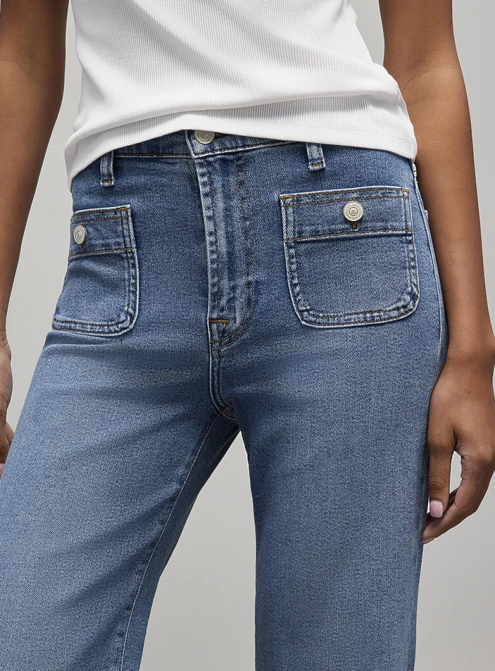 Dojo modern patch-pocket jean