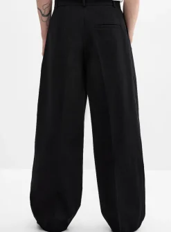 Double-pleat baggy chinos