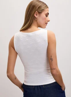 3D texture boat-neck cropped cami