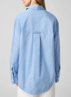 Embossed logo loose shirt