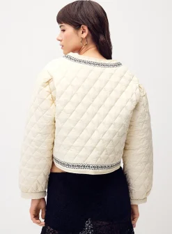 Embroidered flowers quilted jacket