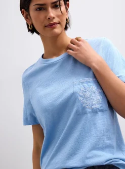 Embroidered pocket 100% organic cotton slub T-shirt