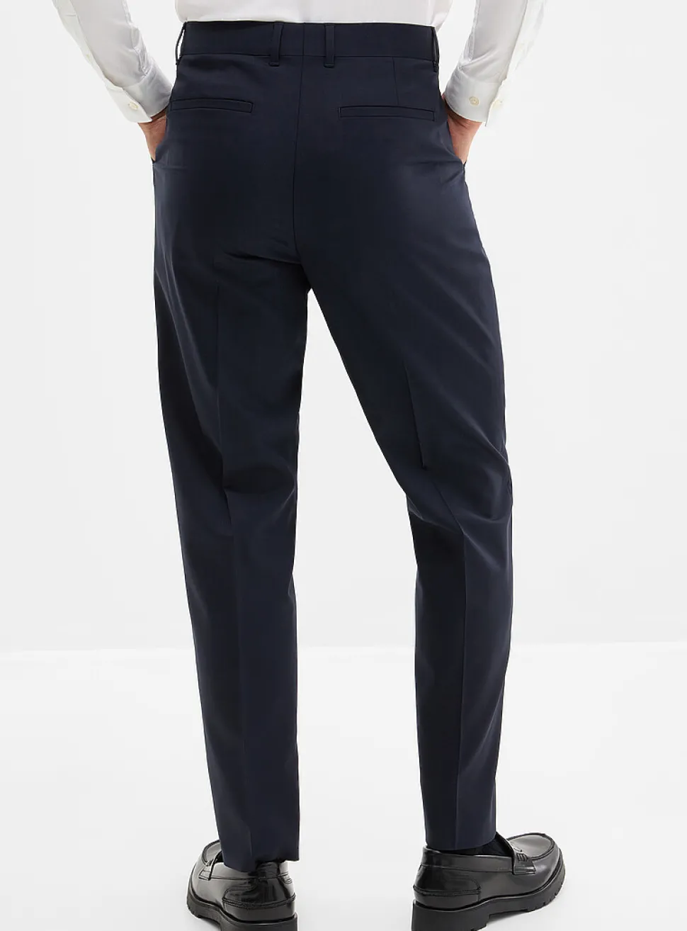 Essential navy pant