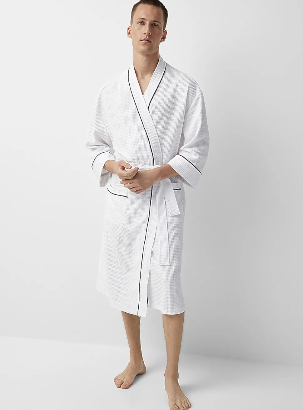 Essential waffled robe