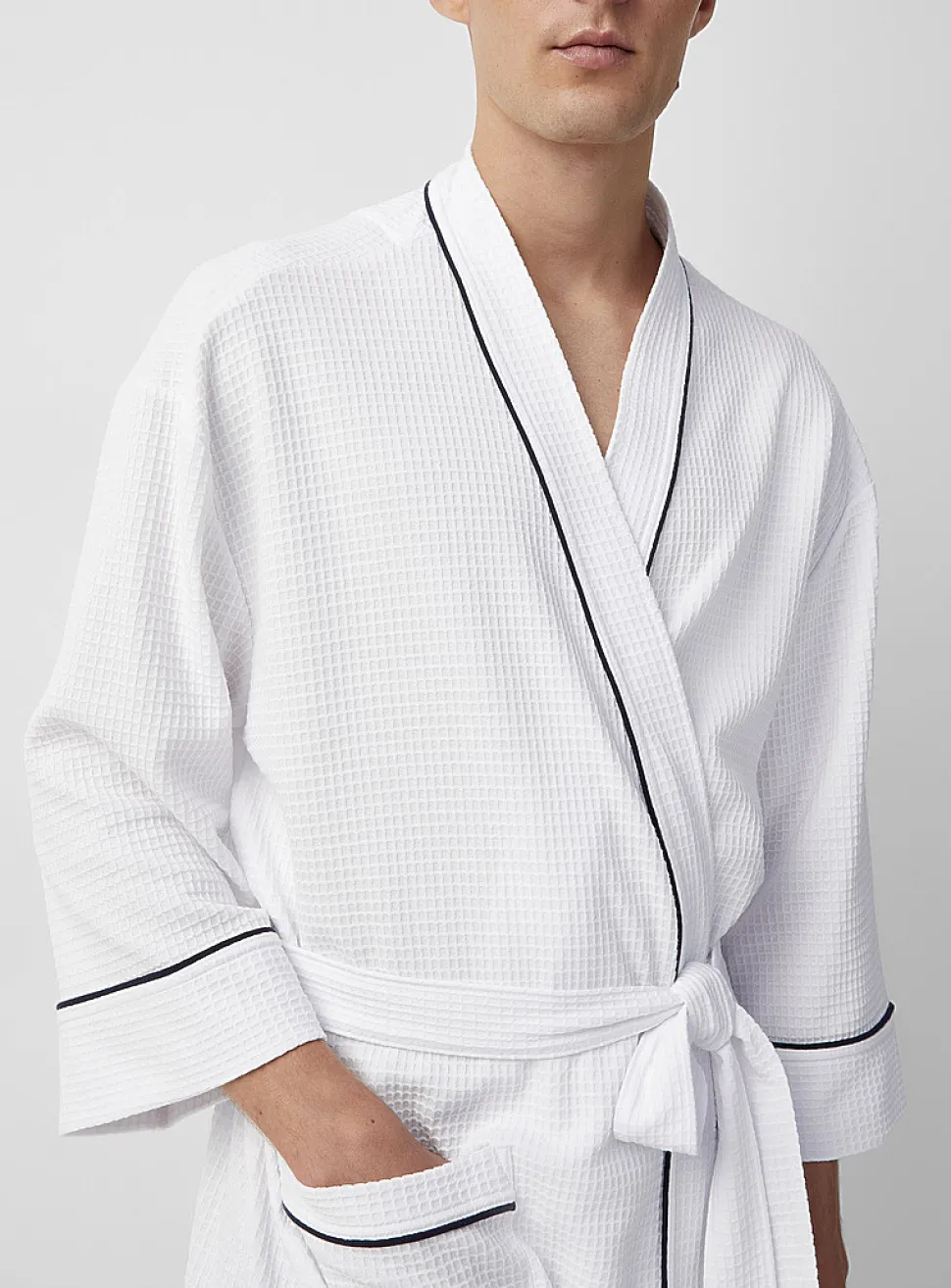 Essential waffled robe
