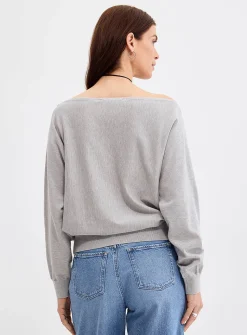 Fine-knit boat-neck sweater