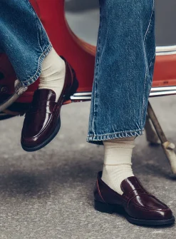 Finely ribbed socks