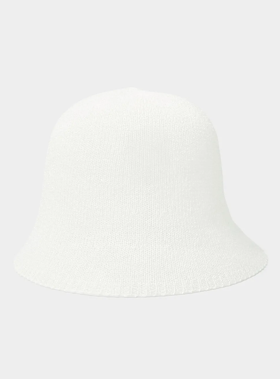 Fine straw bell