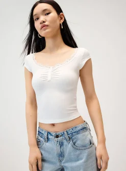 Fitted lace Henley T-shirt