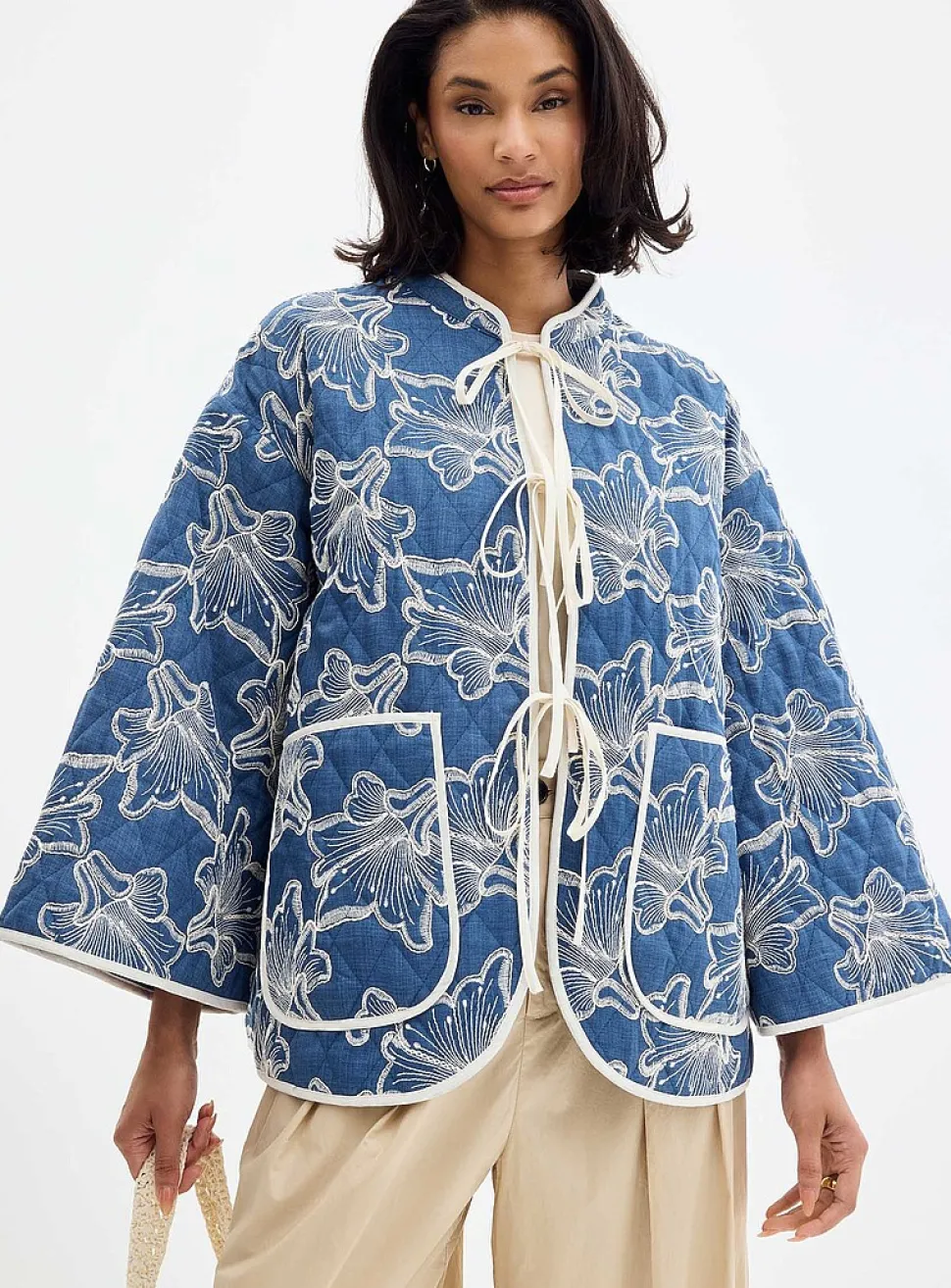 Floral embroidery quilted jacket