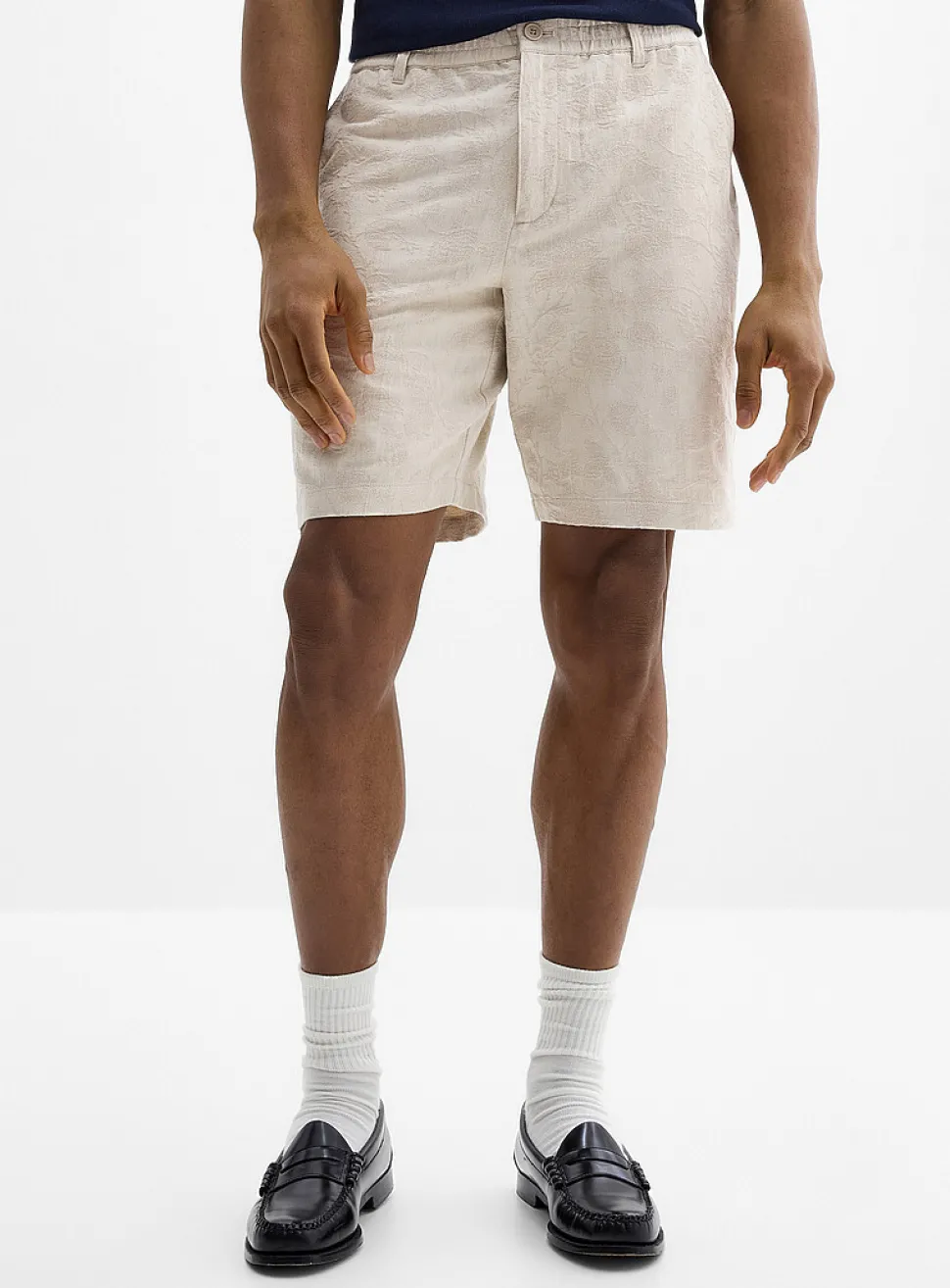 Floral jacquard short