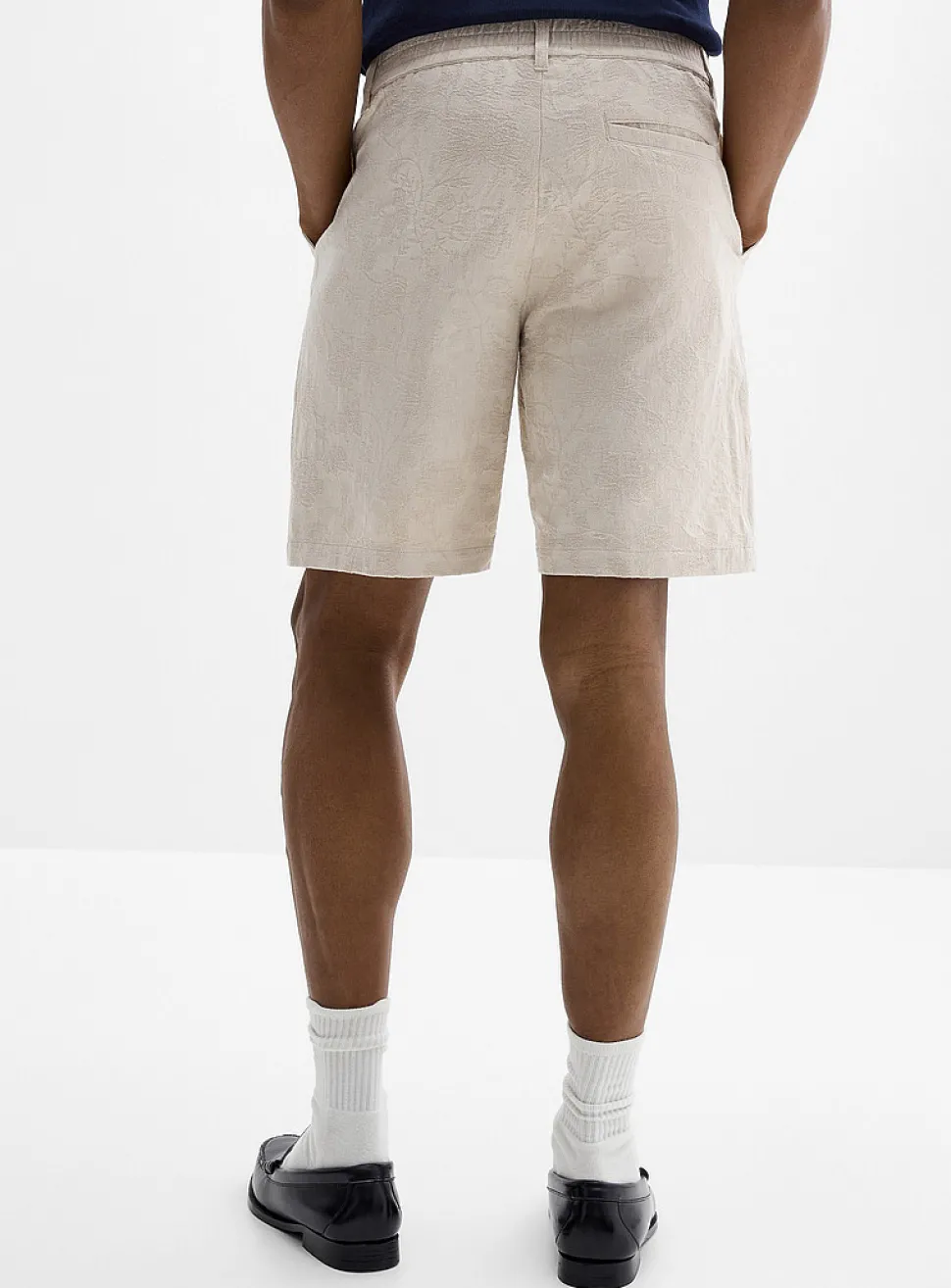 Floral jacquard short