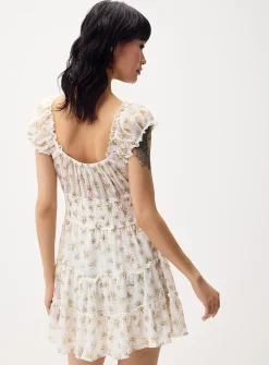 Floral ruffled veil dress