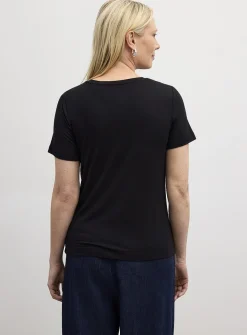 Flowy crew-neck T-shirt