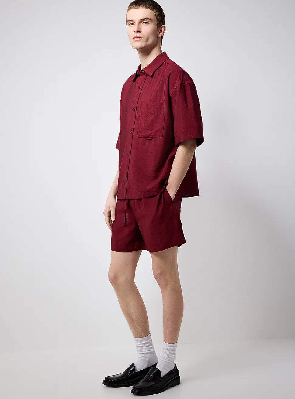 Fluid crinkled shorts