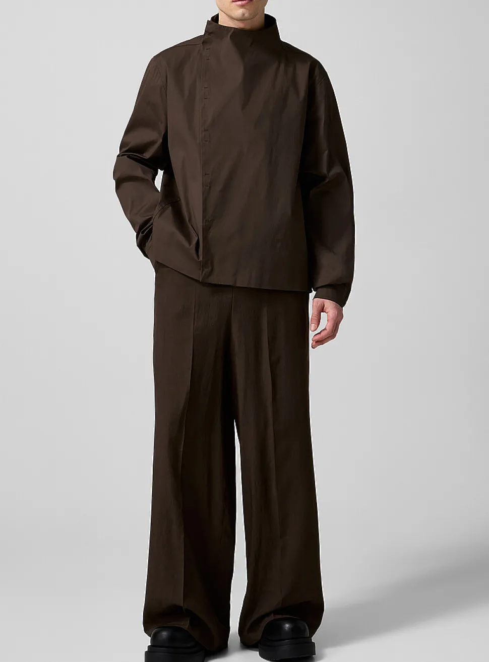 Fluid pure wool wide-leg pant