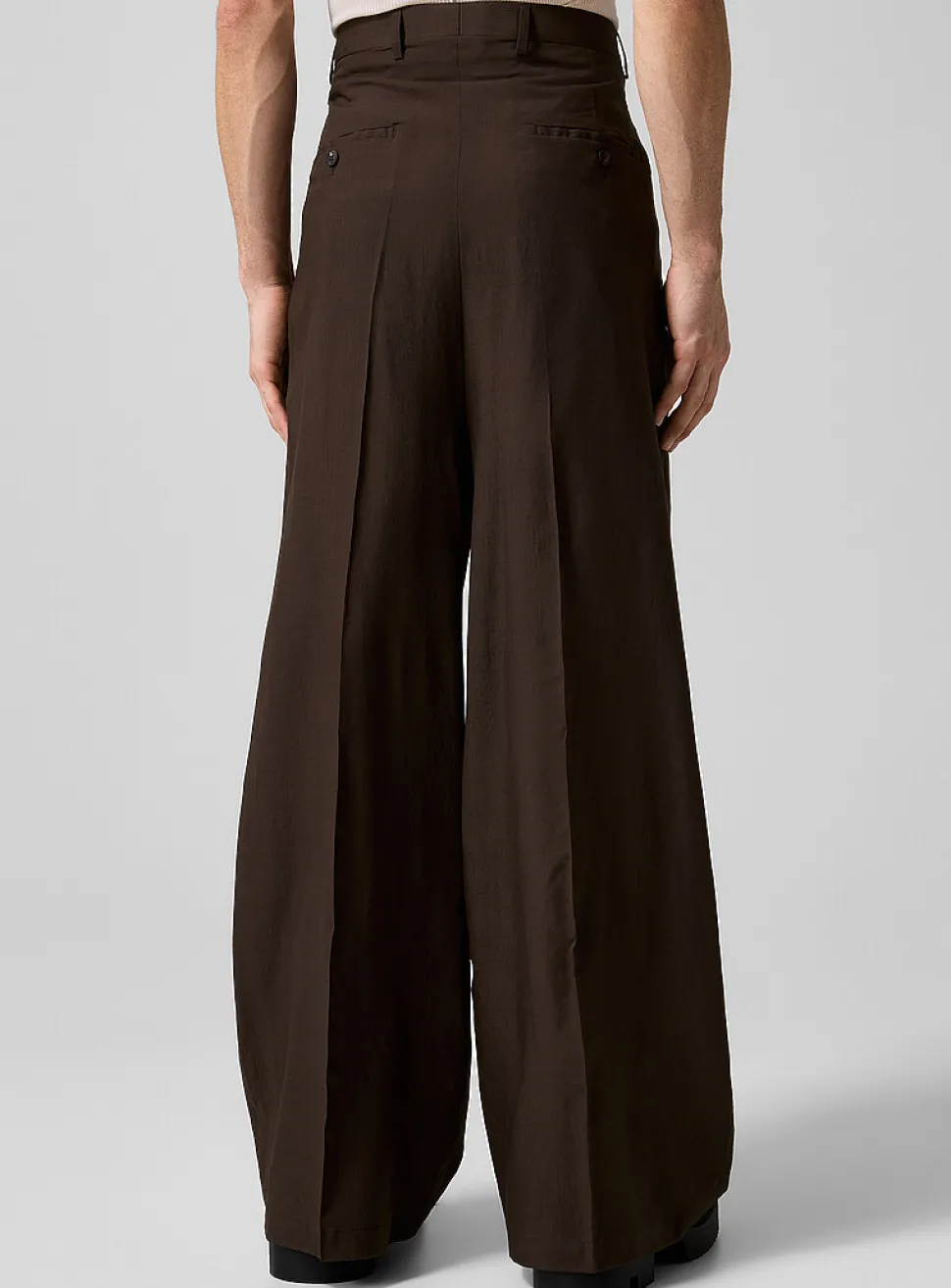 Fluid pure wool wide-leg pant