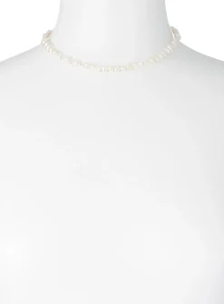 Freshwater pearl necklace