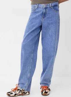 Fuji light denim barrel-leg jean