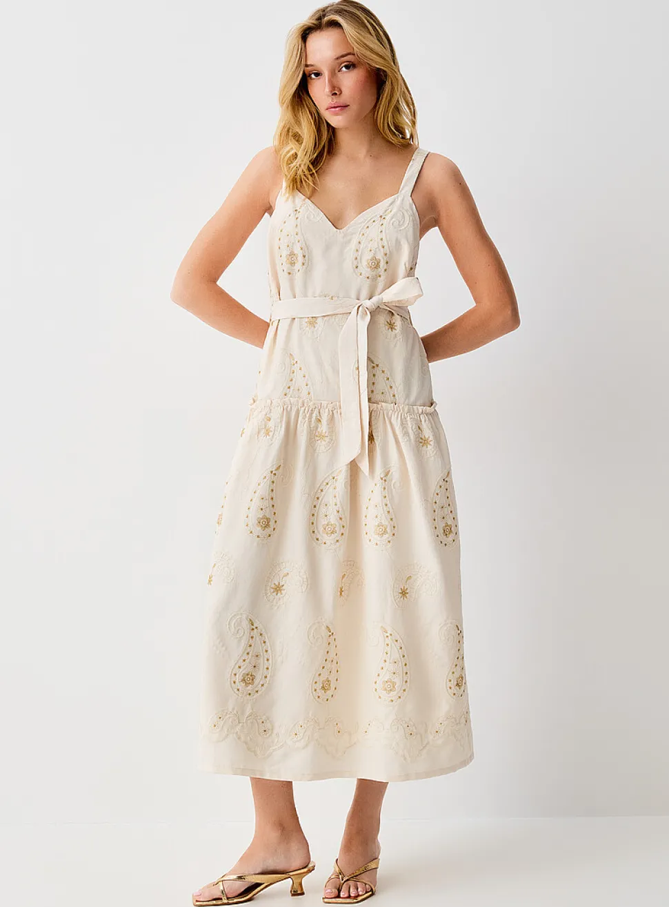 Golden embroidery maxi belted dress
