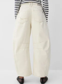 Good Luck barrel jean