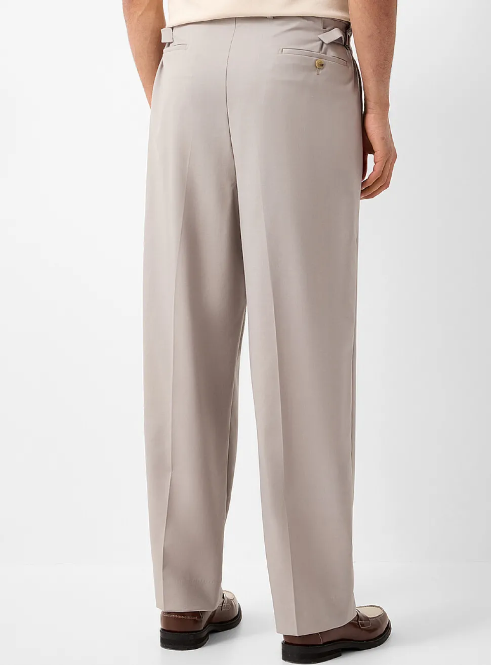 Greige double-pleated pant