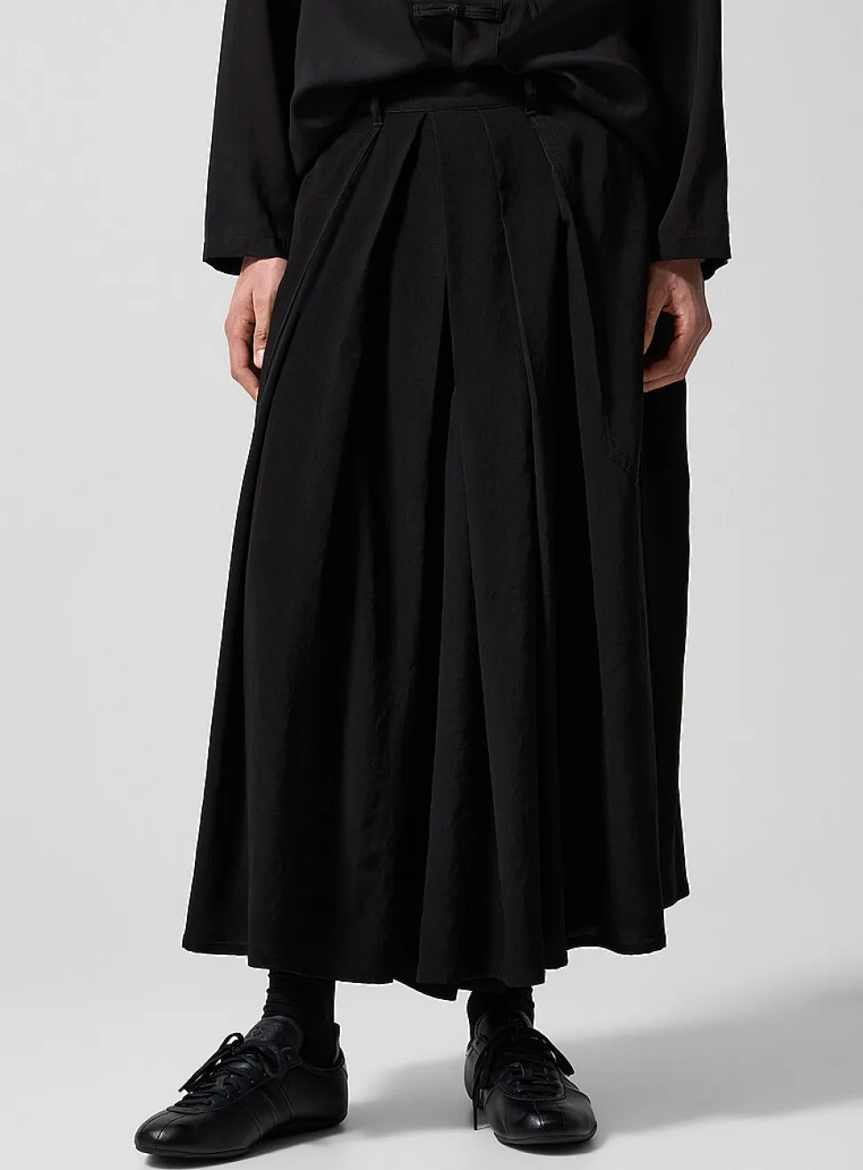 Hakama-style draped pant
