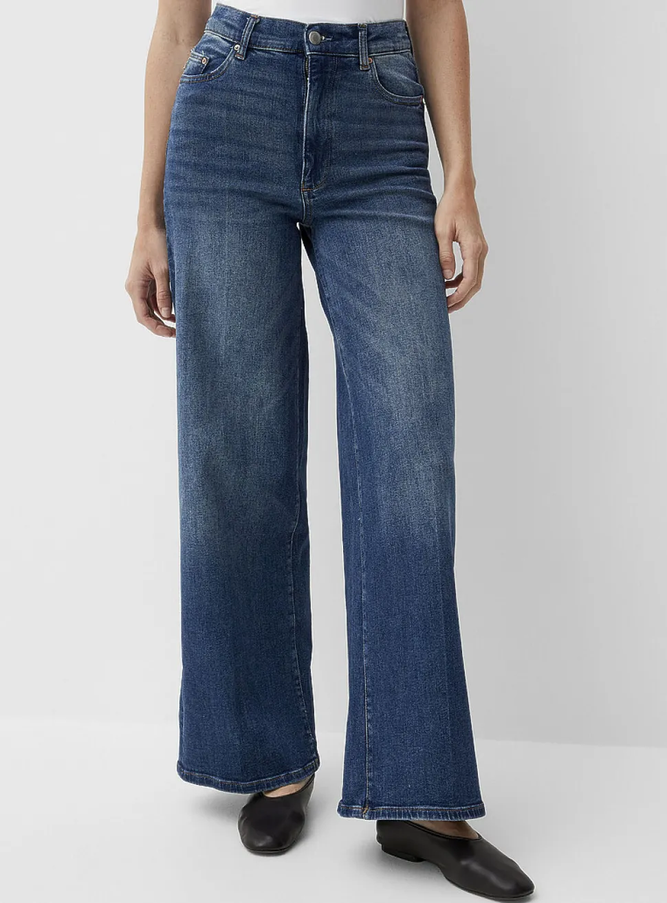 Hepburn medium-indigo jean