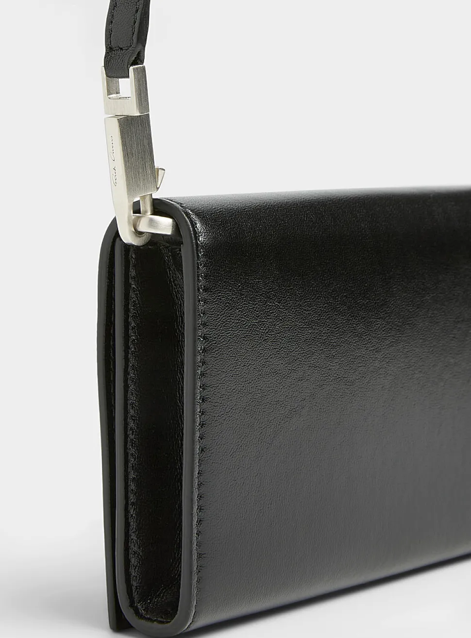 Hollywood pouch