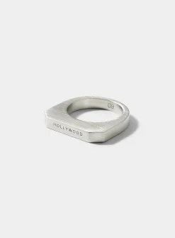 Hollywood ring