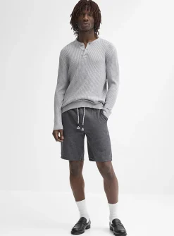 Houndstooth-like knit Bermudas