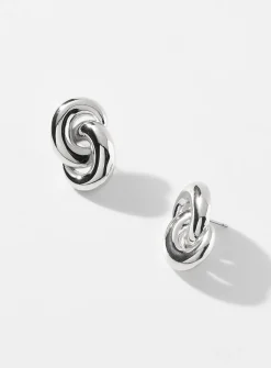 Interlocking hoop earrings