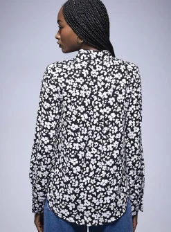 Jewel-button printed fluid blouse